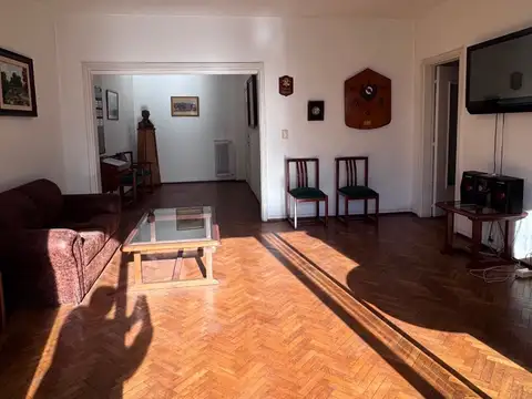 Avenida 18 de Julio 1516, Montevideo Departamento de Montevideo, 100