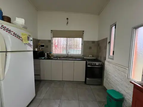 Casa en  Ibarlucea dos Dormitorios y Amplio Patio