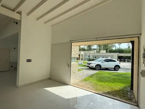 Casa en alquiler en barrio cerrado comarcas - santa irene