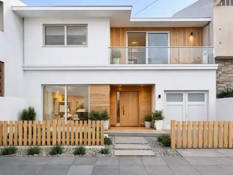 Casa en Venta con 2 cocheras