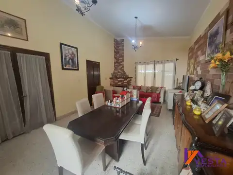 Galpon en Venta en Zona Centro, USD 155.000