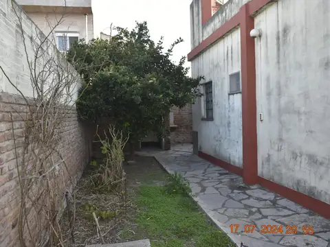 Depto Tipo Casa en Venta de 3 ambientes