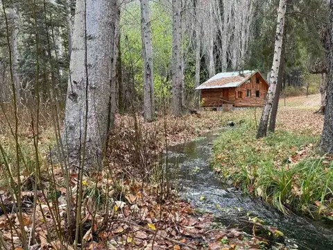 Chacra con costa de río Los Repollos