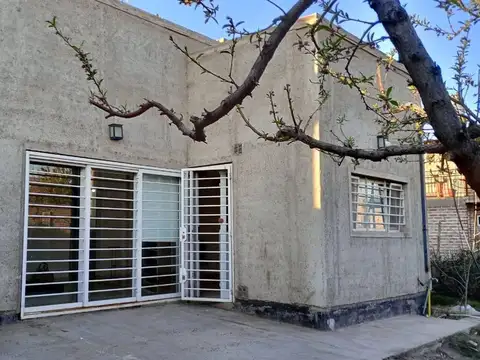 VENTA CASA 2 DORMITORIOS