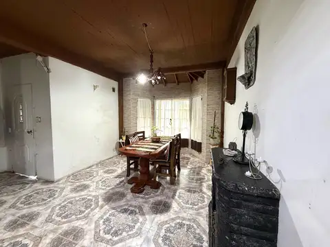 Casa en Venta con 1 cochera