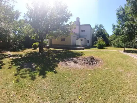Quinta en Venta con 1 cochera