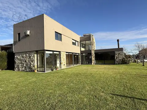 Casa en alquiler en Arenas del Sur