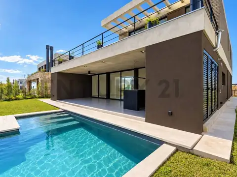 Casa fondo a laguna puertos del lago Ribera