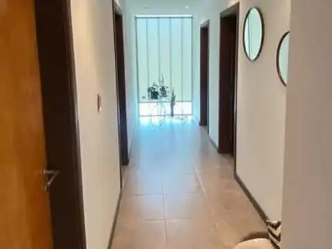   HERMOSA PROPIEDAD EN VENTA CON PILETA – ZONA NORTE