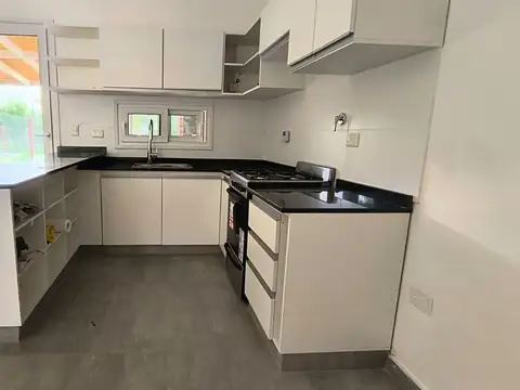 Depto Tipo Casa en Venta de 4 ambientes