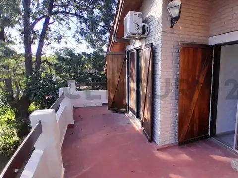 ALQUILER CASA 5 AMBIENTES CON PILETA Y PARQUE EN COUNTRY LA CASCADA - PILAR