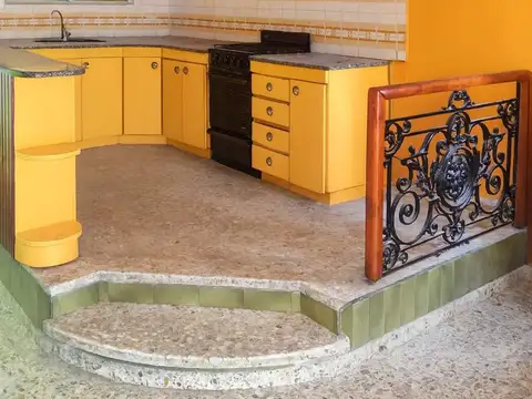 Luis María Campos 1300