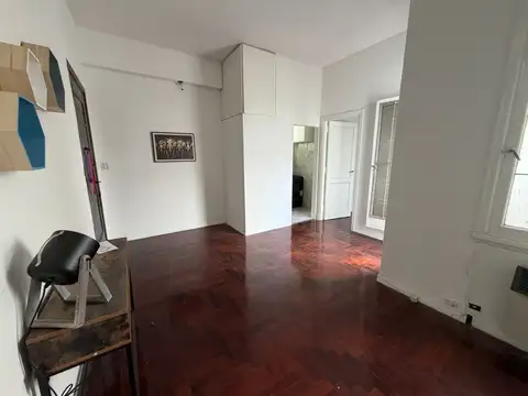 Avenida Raúl Scalabrini Ortiz 2300, Piso 5