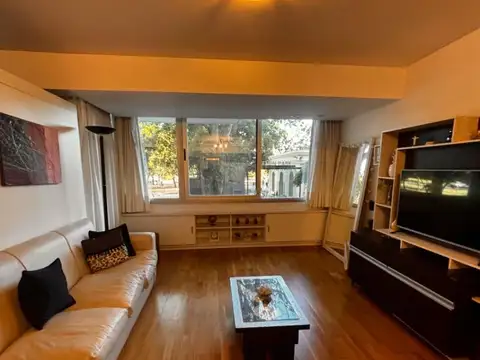 PISO EXCLUSIVO FRENTE PARQUE URQUIZA AMOBLADO