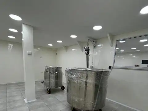 Galpon en Venta en Ciudadela, USD 299.000