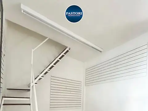 RESERVADO Florida Mitre. Galería Monumental, VENTA 2 locales en block