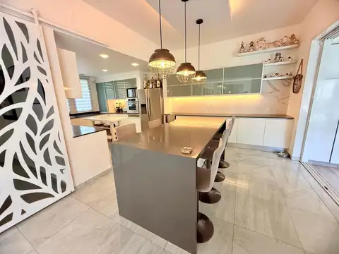 Casa en Venta al Este