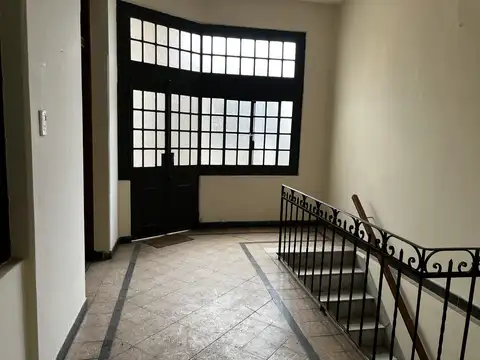 Avenida Alberdi Bis 700, Piso PA