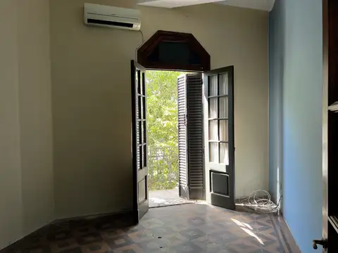 Avenida Alberdi Bis 700, Piso PA
