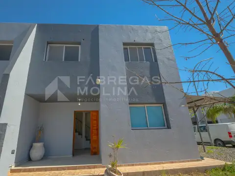 ¡Venta! Dúplex en Chacras del Norte ¡Listo para habitar! ¡Con Escritura!