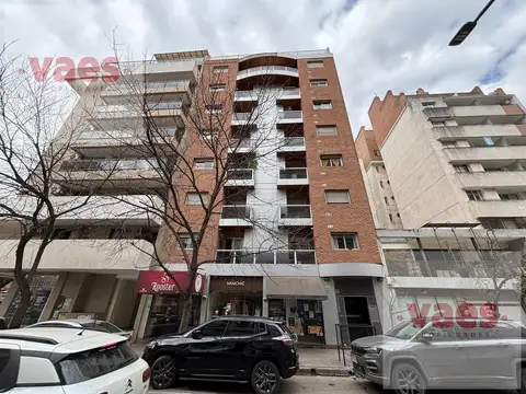 ALQUILER – Departamento de 2 dormitorios con 2 balcónes en Nueva Córdoba