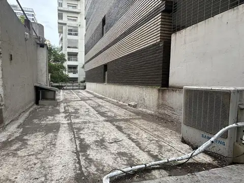 Casa en Alquiler con 1 cochera