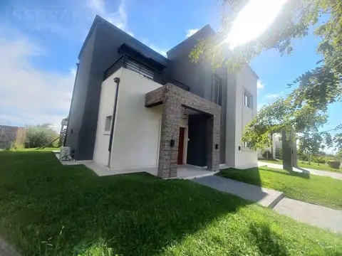 Casa en Alquiler A Estrenar