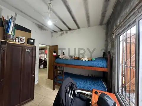 Depto Tipo Casa en Venta en Burzaco Este, USD 45.000