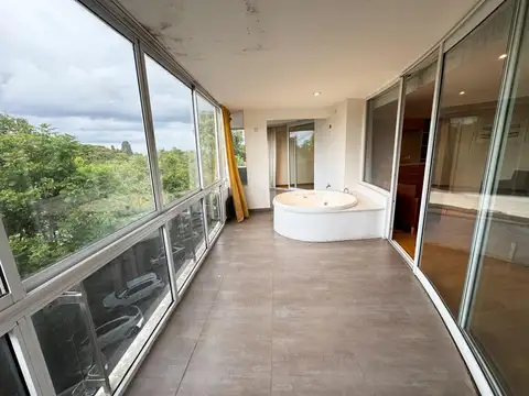 Departamento en Venta de 6 ambientes
