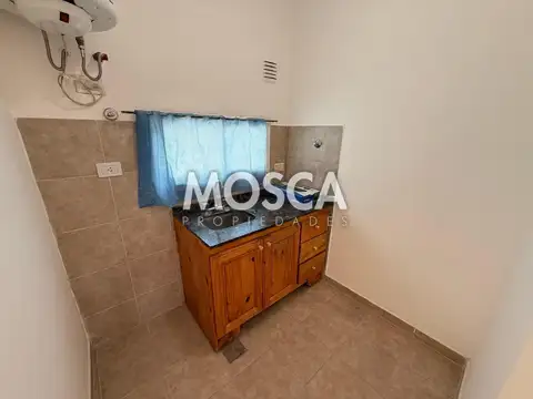 Monoambiente en alquiler Moreno centro