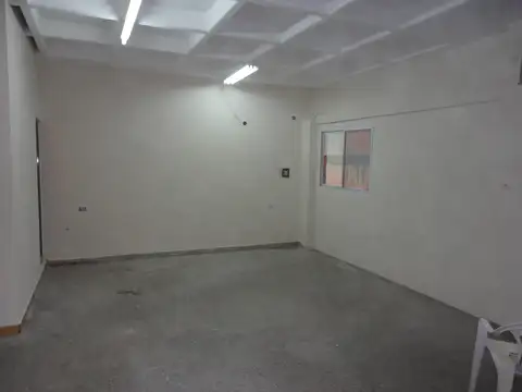 Local en Venta Via Pública