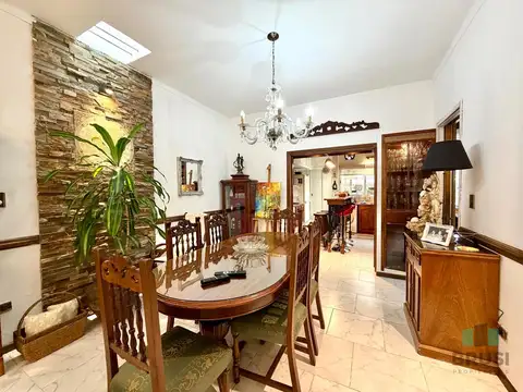Depto Tipo Casa en Venta en Adrogue, USD 145.000