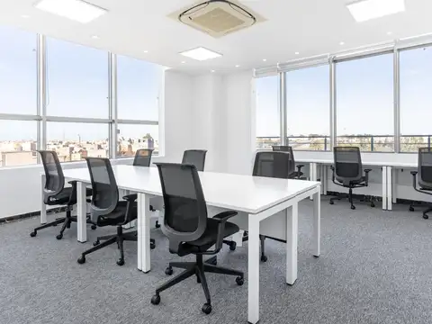 Oficina en Alquiler en Ciudad Vieja, USD 158.133