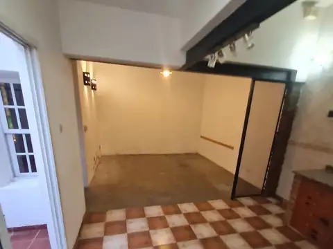 Depto Tipo Casa en Alquiler en Flores, $ 1.000.000