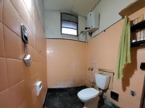 Casa 2 ambientes con 1 baño