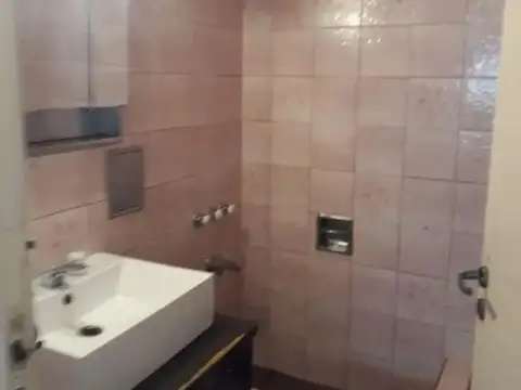 Depto Tipo Casa en Venta 40 años