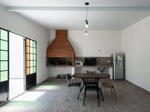 Depto Tipo Casa 5 ambientes con 2 baños
