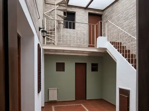 Depto Tipo Casa en Venta 60 años