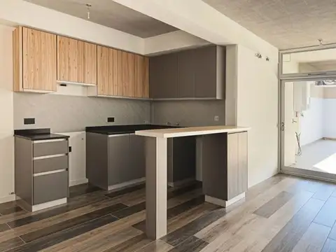 Loft en VENTA c/ patio en Coghlan- A ESTRENAR