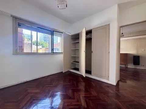 -ALQUILER- Luminoso dos ambientes, excelente ubicacion.