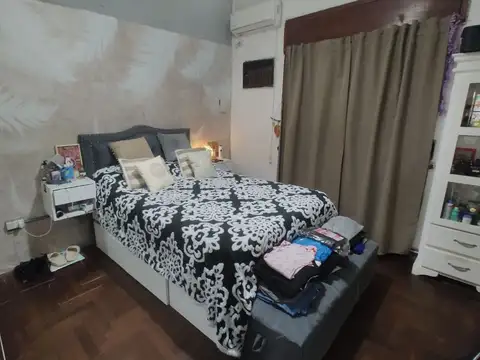 VENTA CASA 4 AMB JARDIN AVELLANEDA