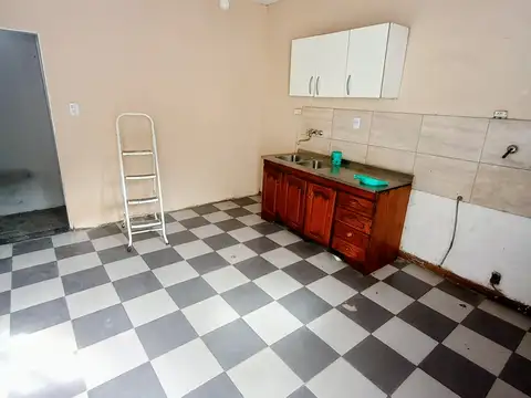Avenida Manuel Belgrano 3900, Piso PB