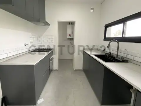 Casa en Venta en Pilar Del Este - Santa Sofia, USD 165.000