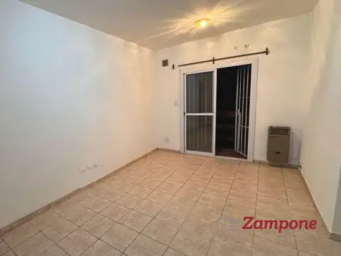 BARRIO MARINA MERCANTE -Emilio Mitre e/ San Juan y Paunero al 200