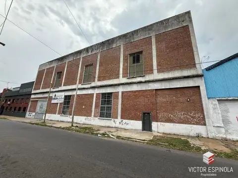 ALQUILER GALPON SAN MARTIN V. LYNCH ZONA INDUSTRIAL 1800 MTS