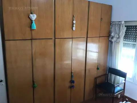 Depto Tipo Casa en Venta 40 años