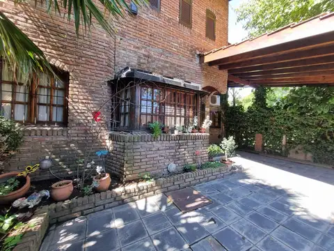 Casa en Venta en Don Torcuato, USD 185.000