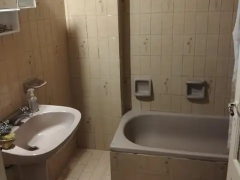 Depto Tipo Casa en Alquiler de 3 ambientes