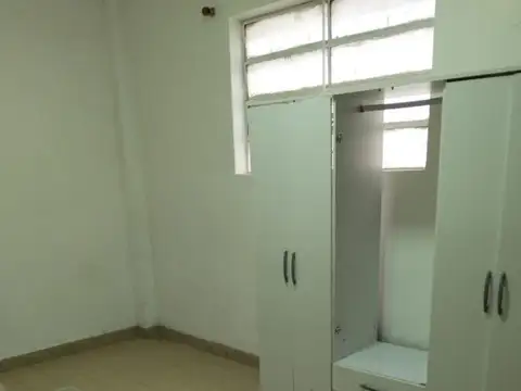 Depto Tipo Casa en Alquiler en Versalles, $ 780.000