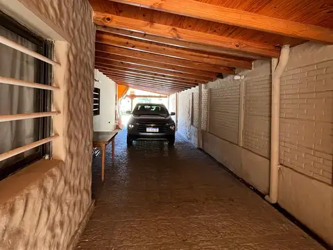 CASA A 50 MTS  DEL MAR EN SAUCE GRANDE
